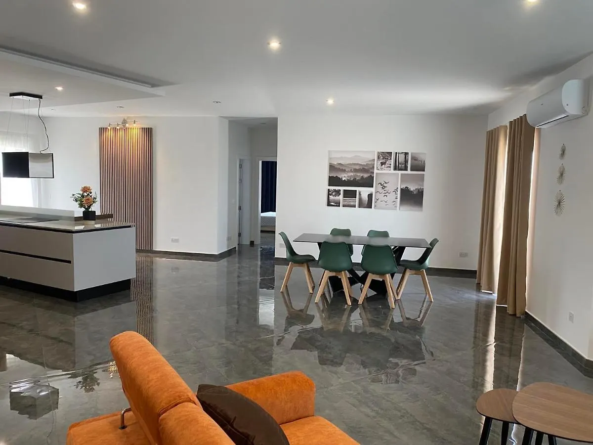 דירות San Ġwann Frank'S 350 Sqm Churchill Penthouse מלטה
